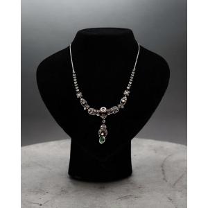 Collana In Argento, Oro, Rose Di Diamanti Con Pendente in Smeraldo - Italia Inizio XX Secolo